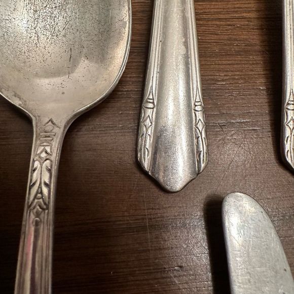 Wm Rogers A1 Plus 1934 Oneida Malibu Flatware 28 pc Silverplate Art deco fork - Picture 4 of 9